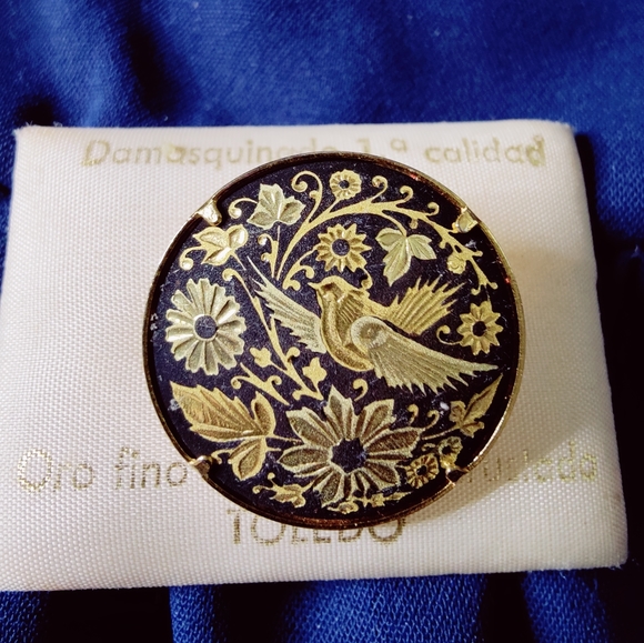 Spanish made Brooch - Picture 1 of 3